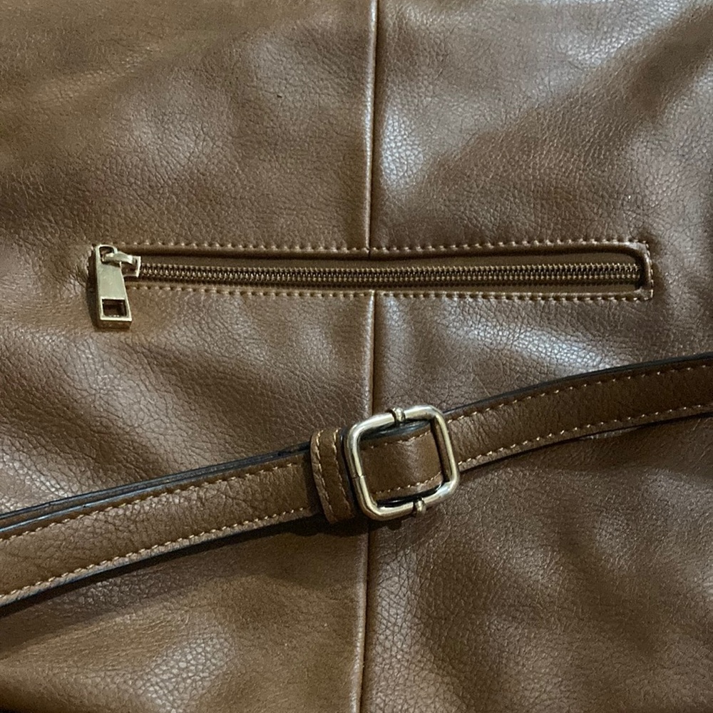 Rich, Supple, Brown Genuine-Leather Fringed Shoulder Bag - Picture 5 of 10